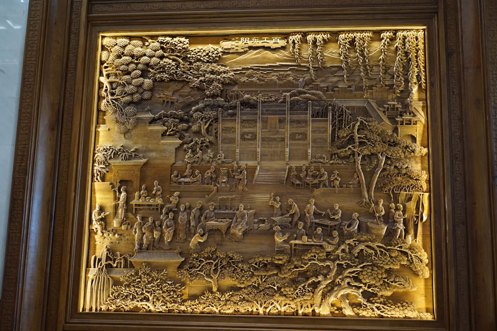 黄小明大师经典作品《乾隆宝座》应邀作为中国博物馆镇馆之宝3